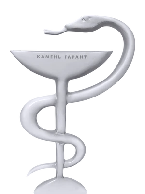 Декоративный элемент с медицинской символикой